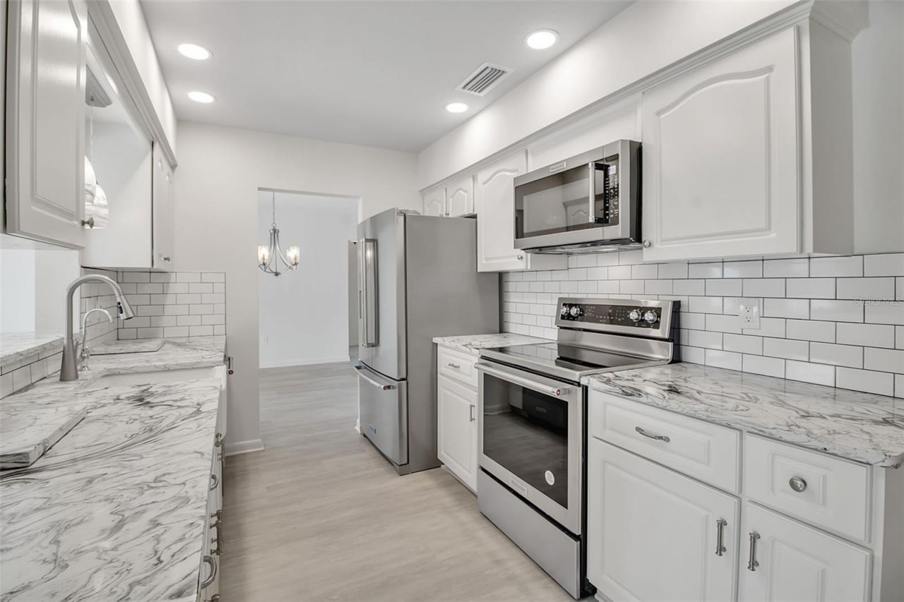 922 Casey Cove Drive, Nokomis, FL 34275 Photo