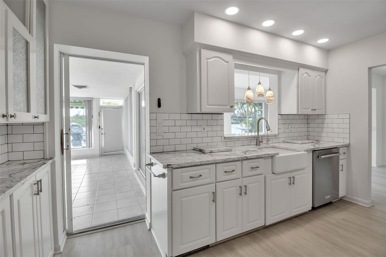 922 Casey Cove Drive, Nokomis, FL 34275 Photo