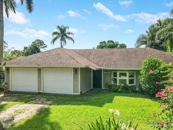 5924 SE Orange Blossom Trail, Hobe Sound, FL 33455