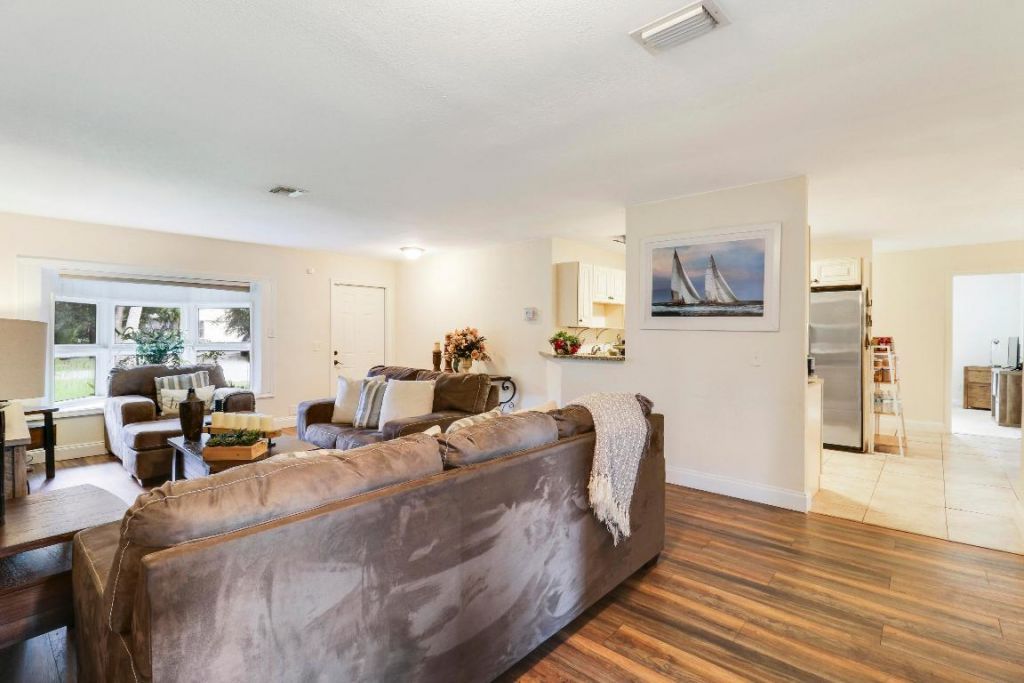 5924 SE Orange Blossom Trail, Hobe Sound, FL 33455 Photo