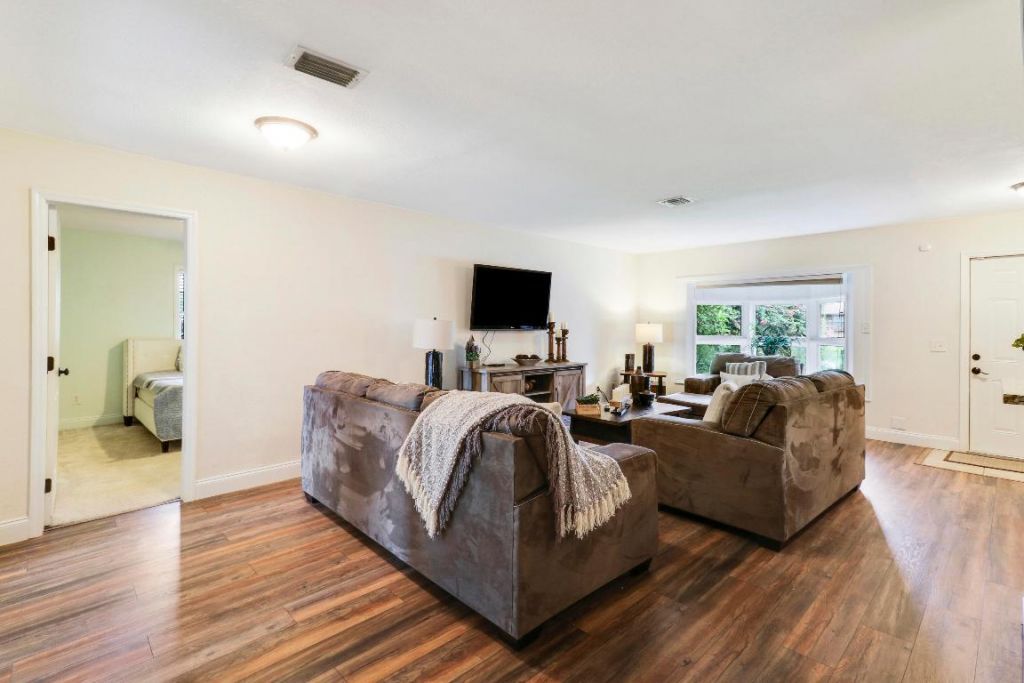 5924 SE Orange Blossom Trail, Hobe Sound, FL 33455 Photo