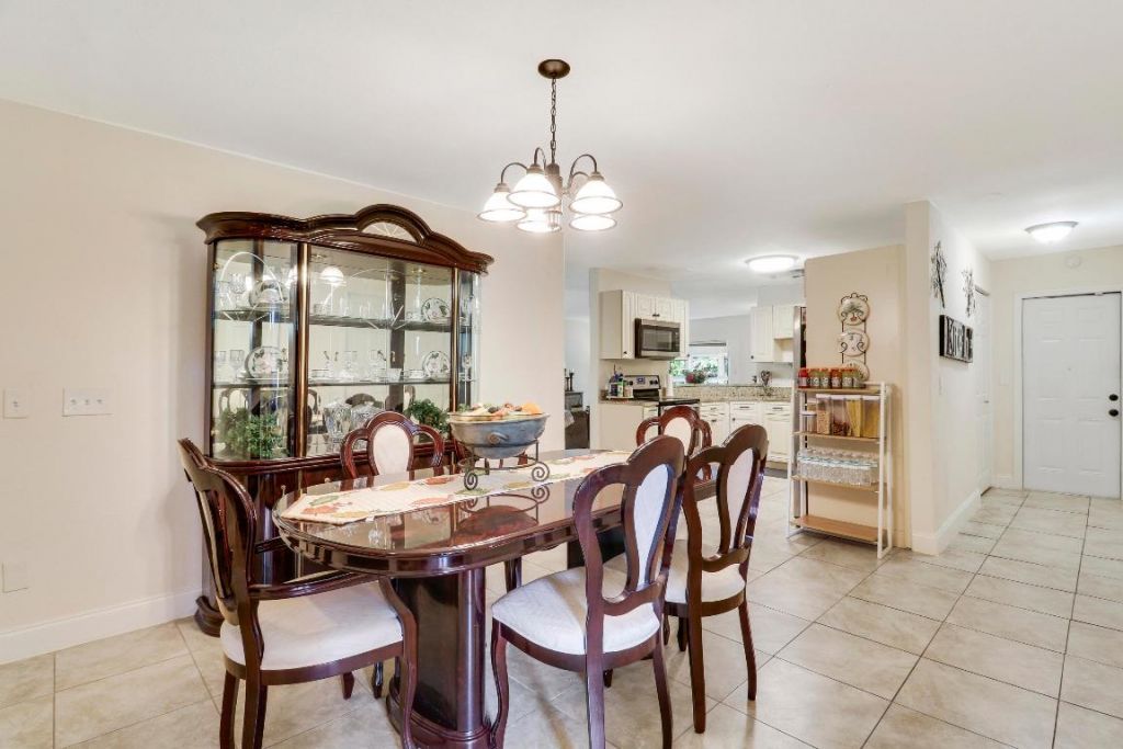 5924 SE Orange Blossom Trail, Hobe Sound, FL 33455 Photo