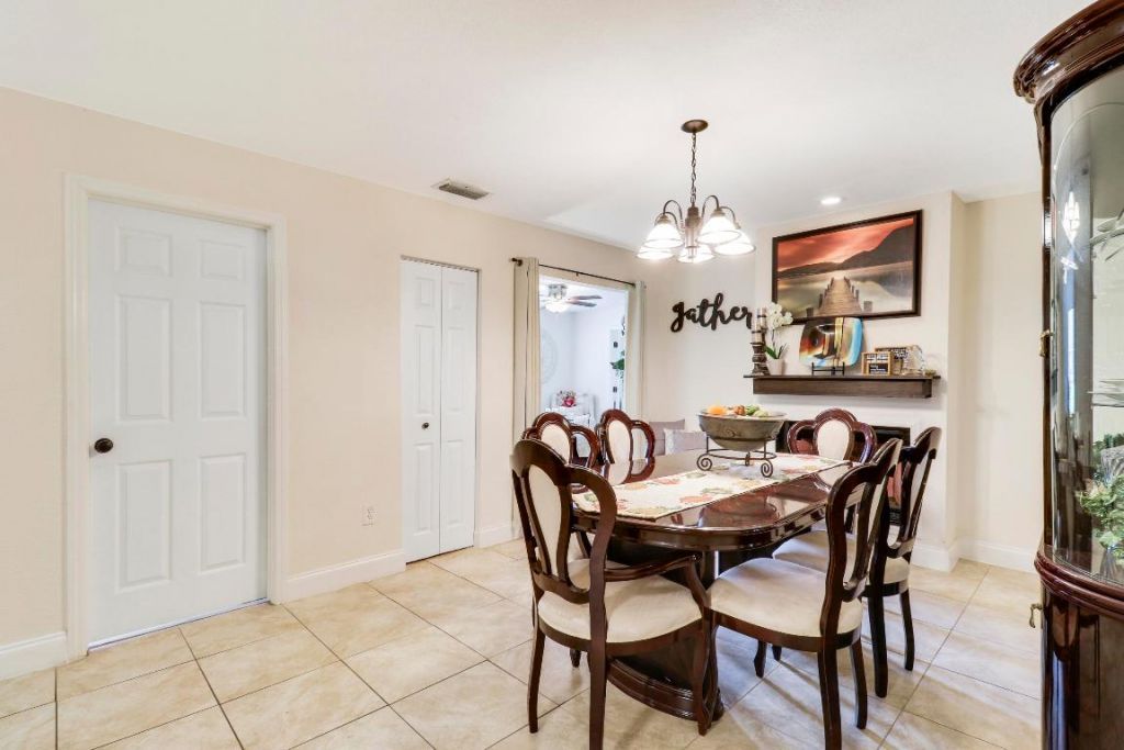 5924 SE Orange Blossom Trail, Hobe Sound, FL 33455 Photo