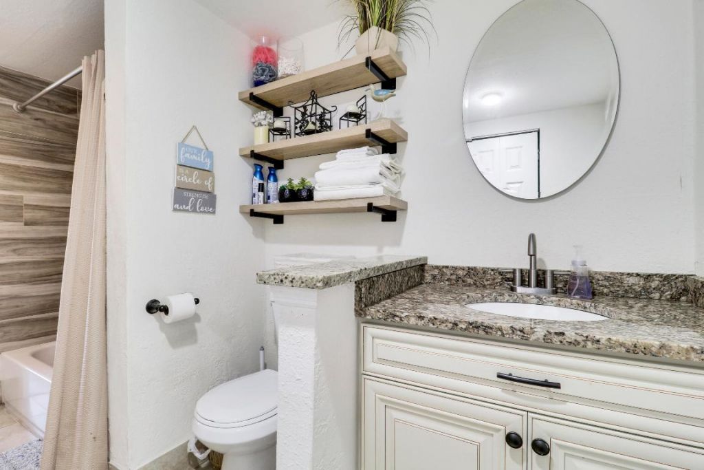 5924 SE Orange Blossom Trail, Hobe Sound, FL 33455 Photo