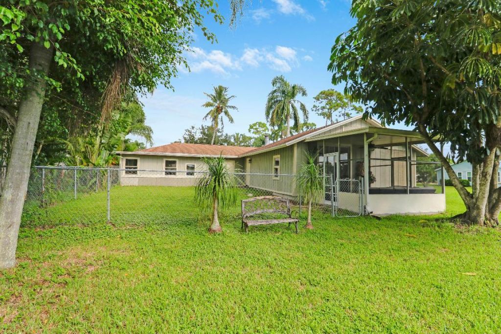 5924 SE Orange Blossom Trail, Hobe Sound, FL 33455 Photo