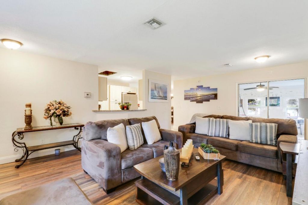 5924 SE Orange Blossom Trail, Hobe Sound, FL 33455 Photo