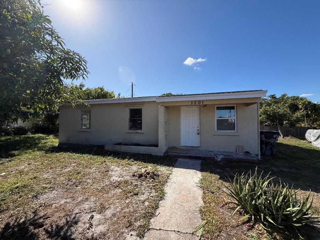 1101 14th Court S, Lake Worth Beach, FL 33460 Photo