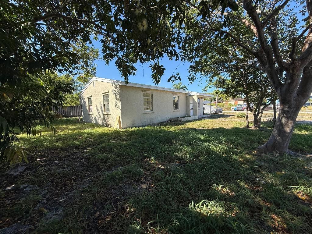 1101 14th Court S, Lake Worth Beach, FL 33460 Photo