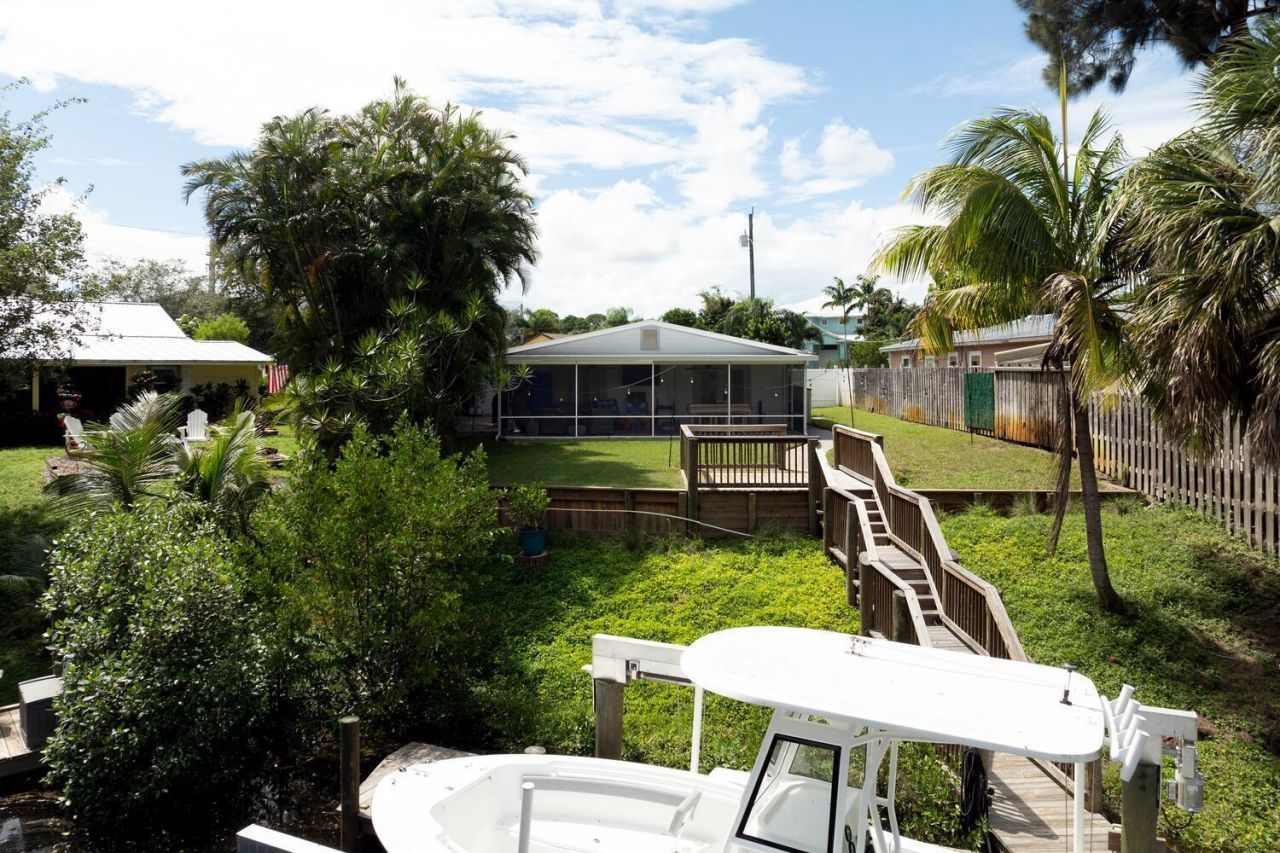 1467 SW Peninsula Lane, Palm City, FL 34990 Photo