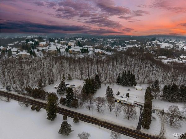 1077 Nottingham Road, Jamesville, NY 13078