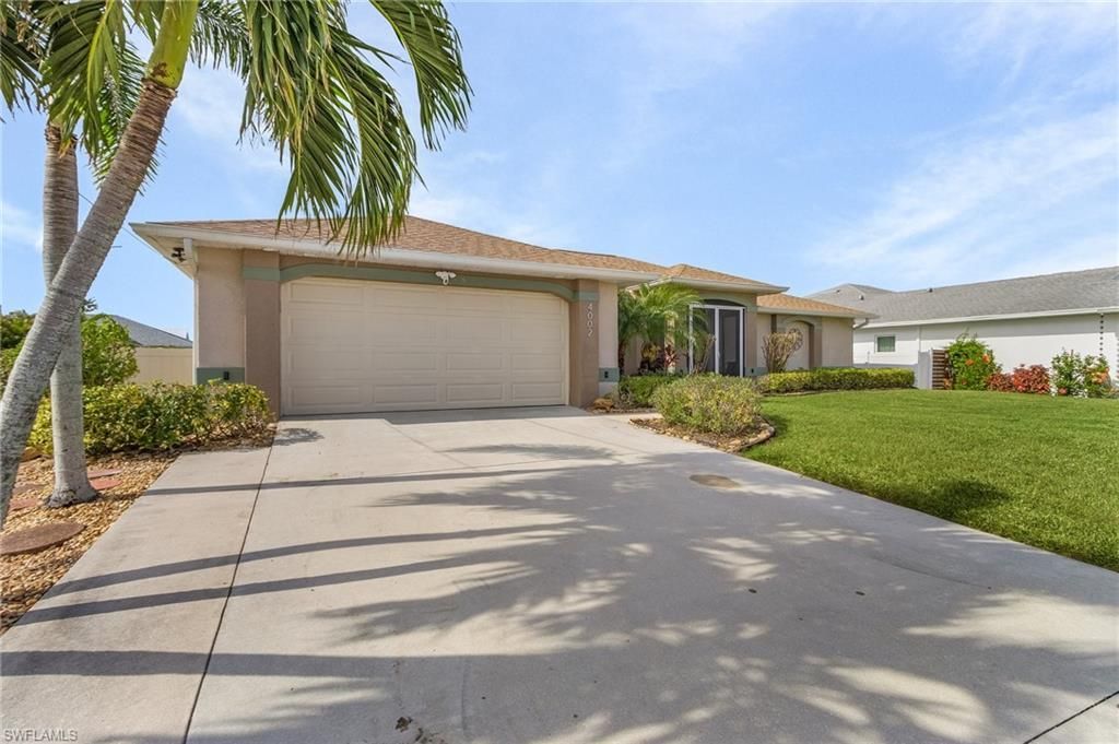 4002 Oasis Blvd, Cape Coral, FL 33914 Photo