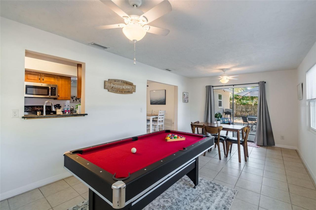 95 S Briggs Avenue, Sarasota, FL 34237 Photo