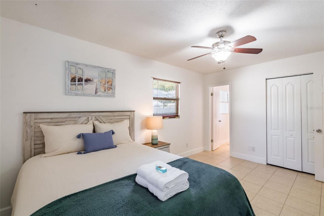 95 S Briggs Avenue, Sarasota, FL 34237 Photo