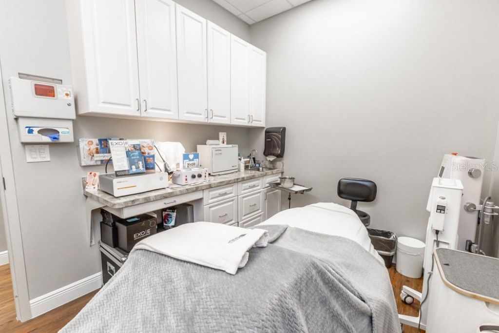 809 County Road 466, Unit 202C, Lady Lake, FL 32159 Photo