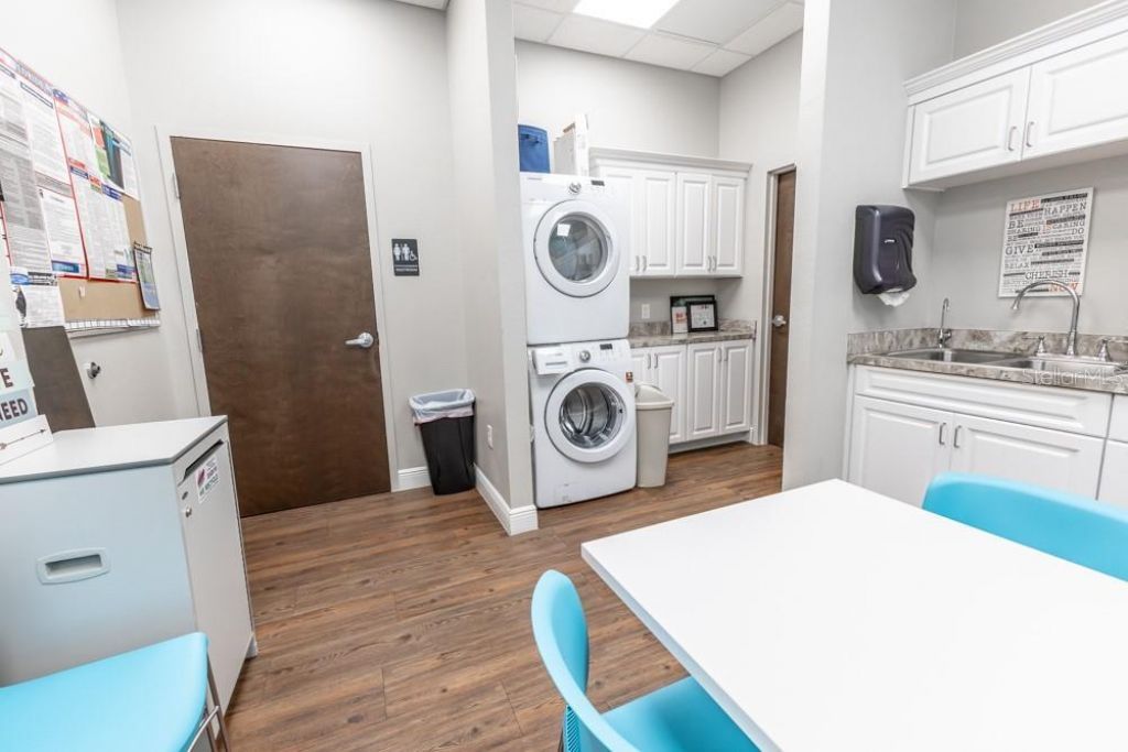 809 County Road 466, Unit 202C, Lady Lake, FL 32159 Photo