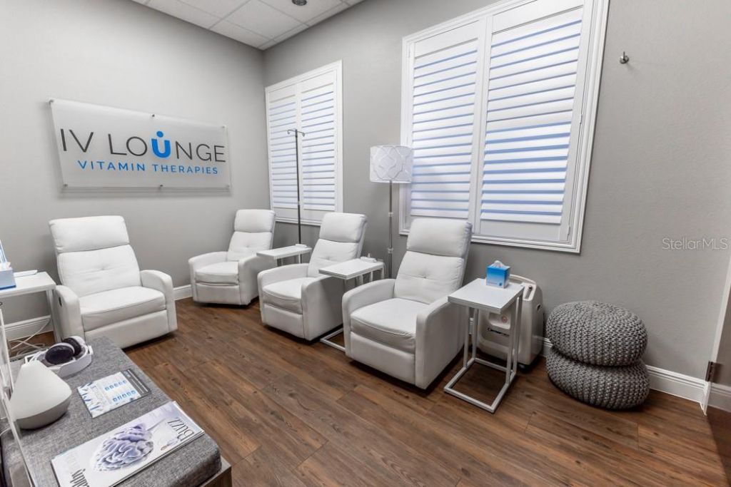 809 County Road 466, Unit 202C, Lady Lake, FL 32159 Photo