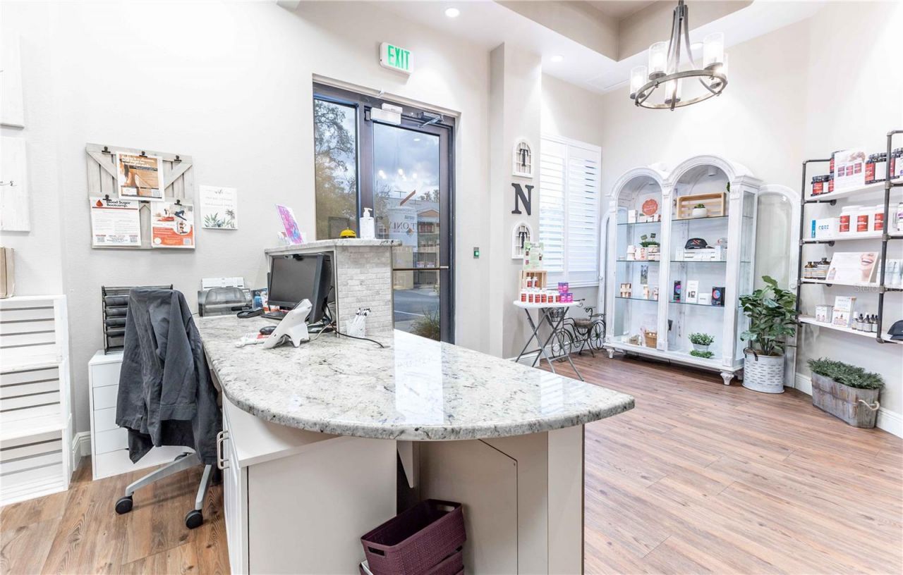 809 County Road 466, Unit 202C, Lady Lake, FL 32159 Photo