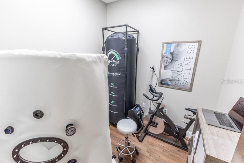 809 County Road 466, Unit 202C, Lady Lake, FL 32159 Photo