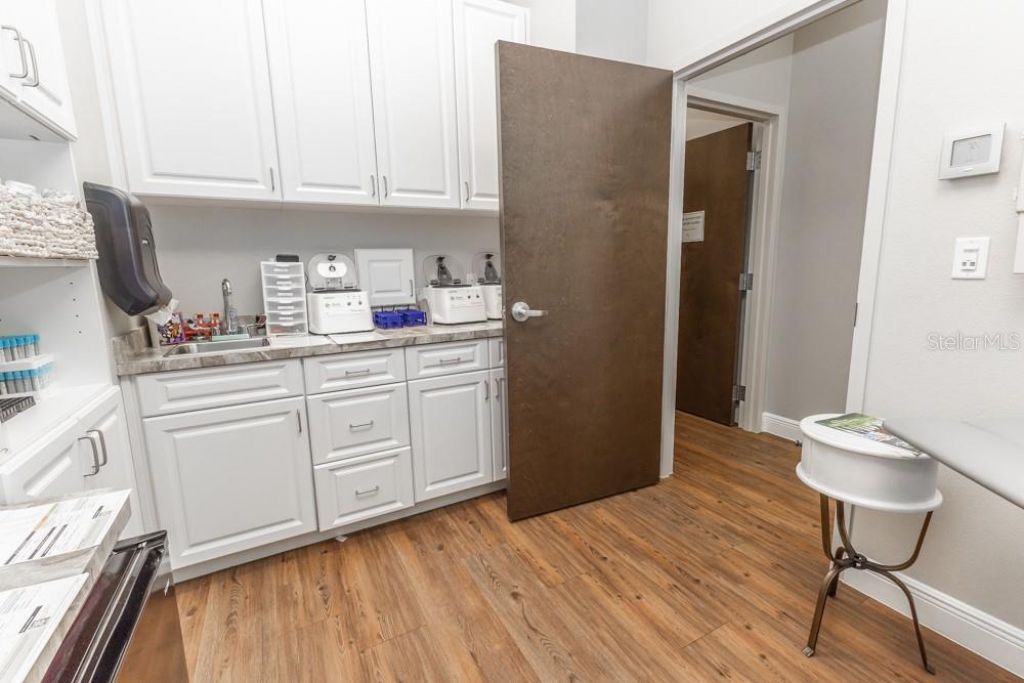 809 County Road 466, Unit 202C, Lady Lake, FL 32159 Photo