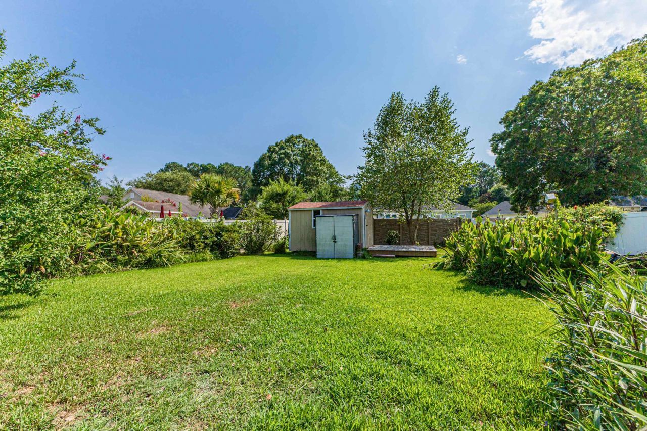 105 Old Carriage Ct. Photo 30