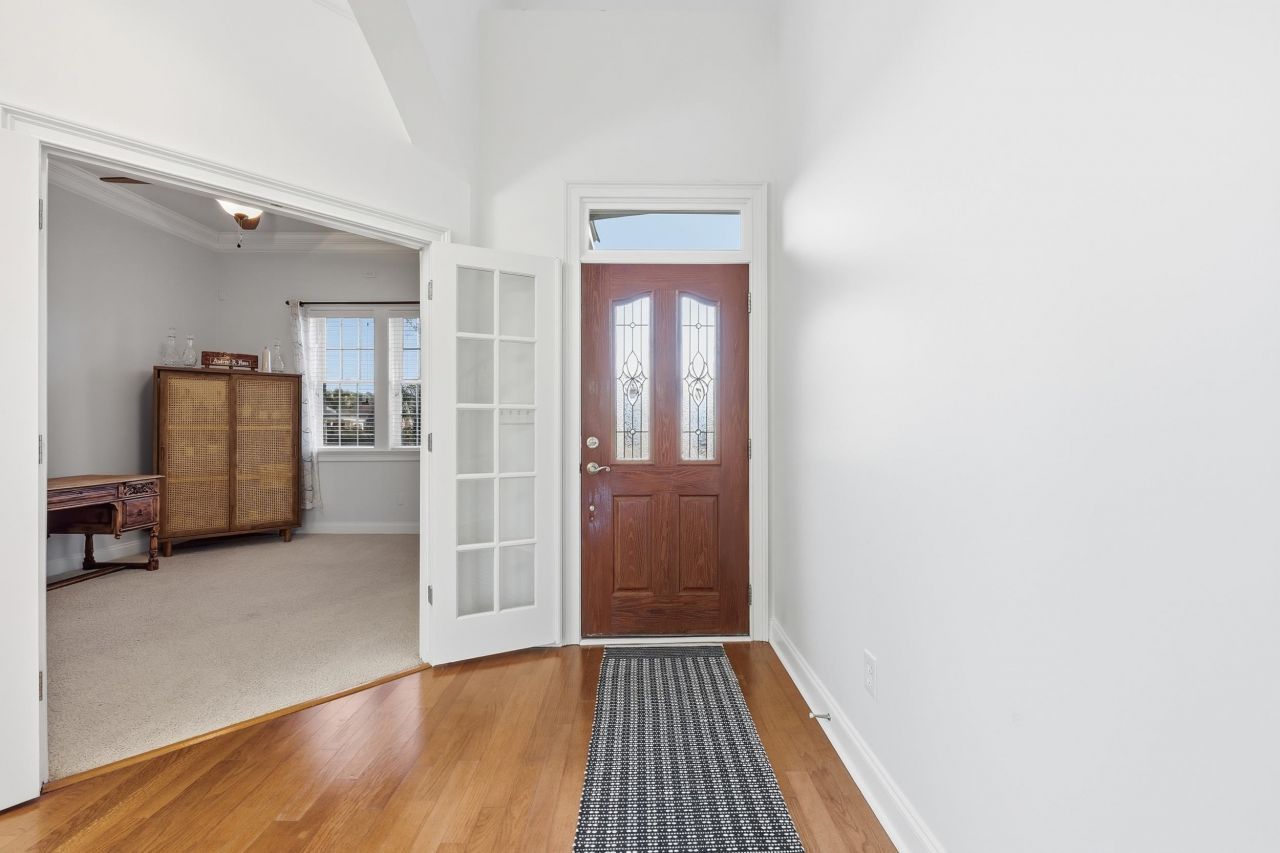 1019 Bluffview Dr. Photo 7