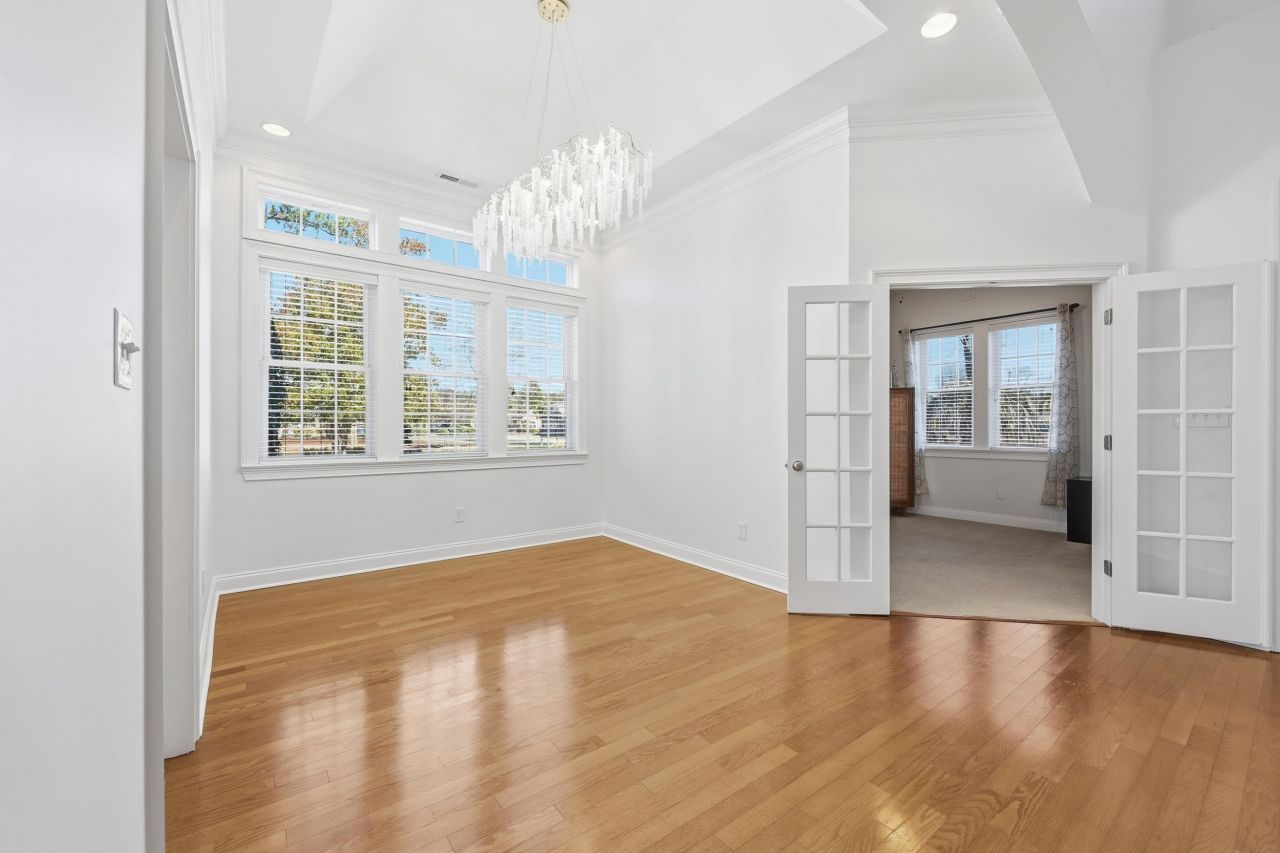 1019 Bluffview Dr. Photo 9