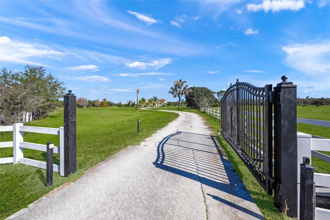 16123 Cutting Horse Trail, Myakka City, FL 34251 Photo