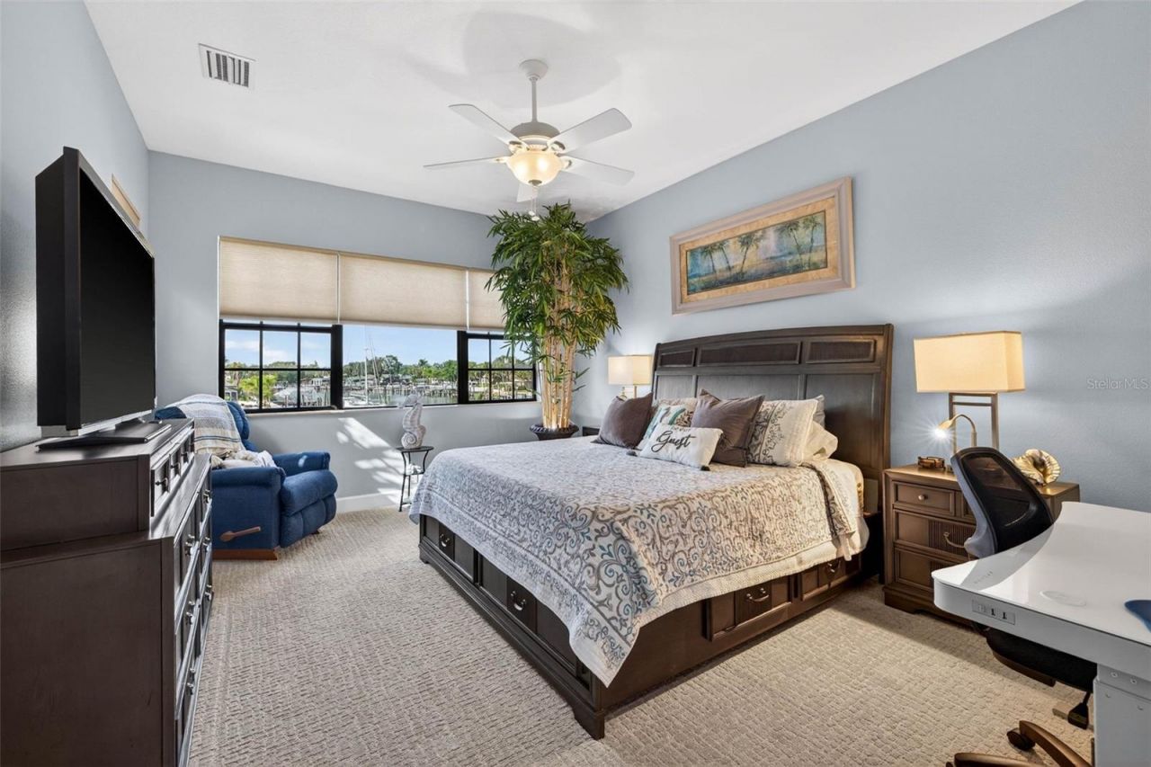 4401 38th Street S, Saint Petersburg, FL 33711 Photo