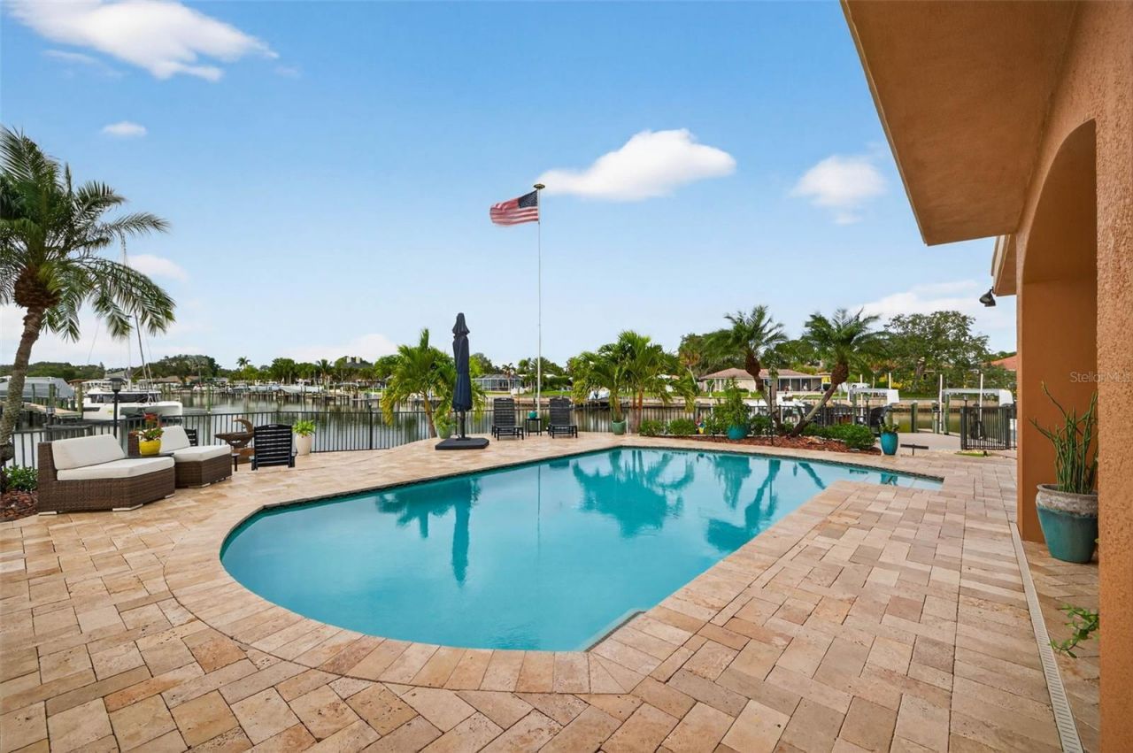 4401 38th Street S, Saint Petersburg, FL 33711 Photo