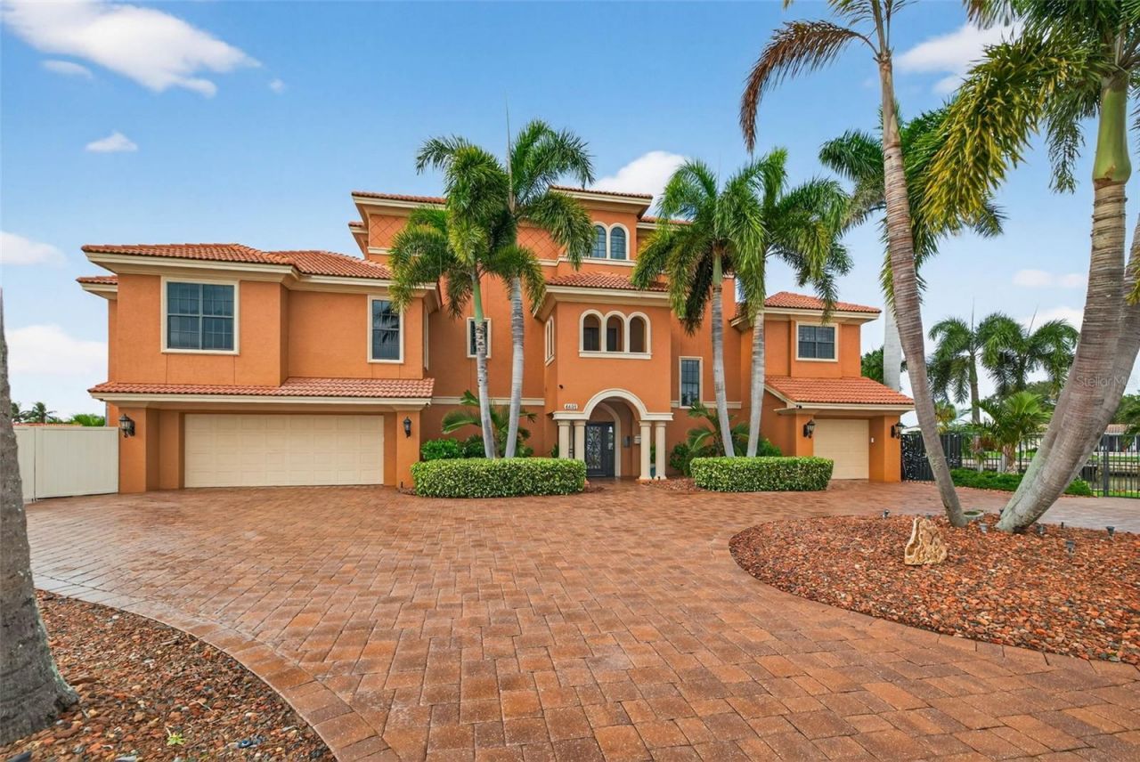 4401 38th Street S, Saint Petersburg, FL 33711 Photo