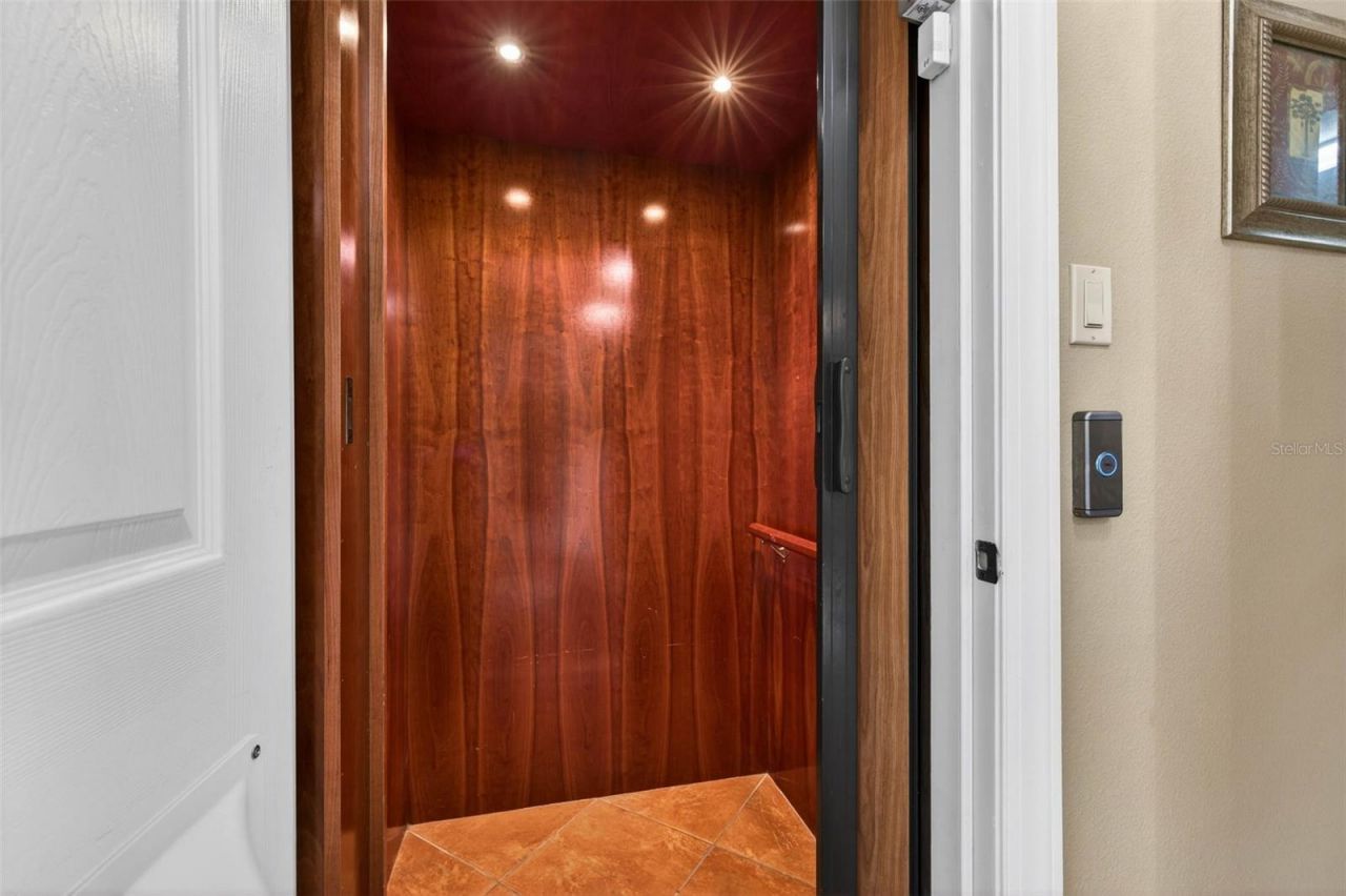 4401 38th Street S, Saint Petersburg, FL 33711 Photo