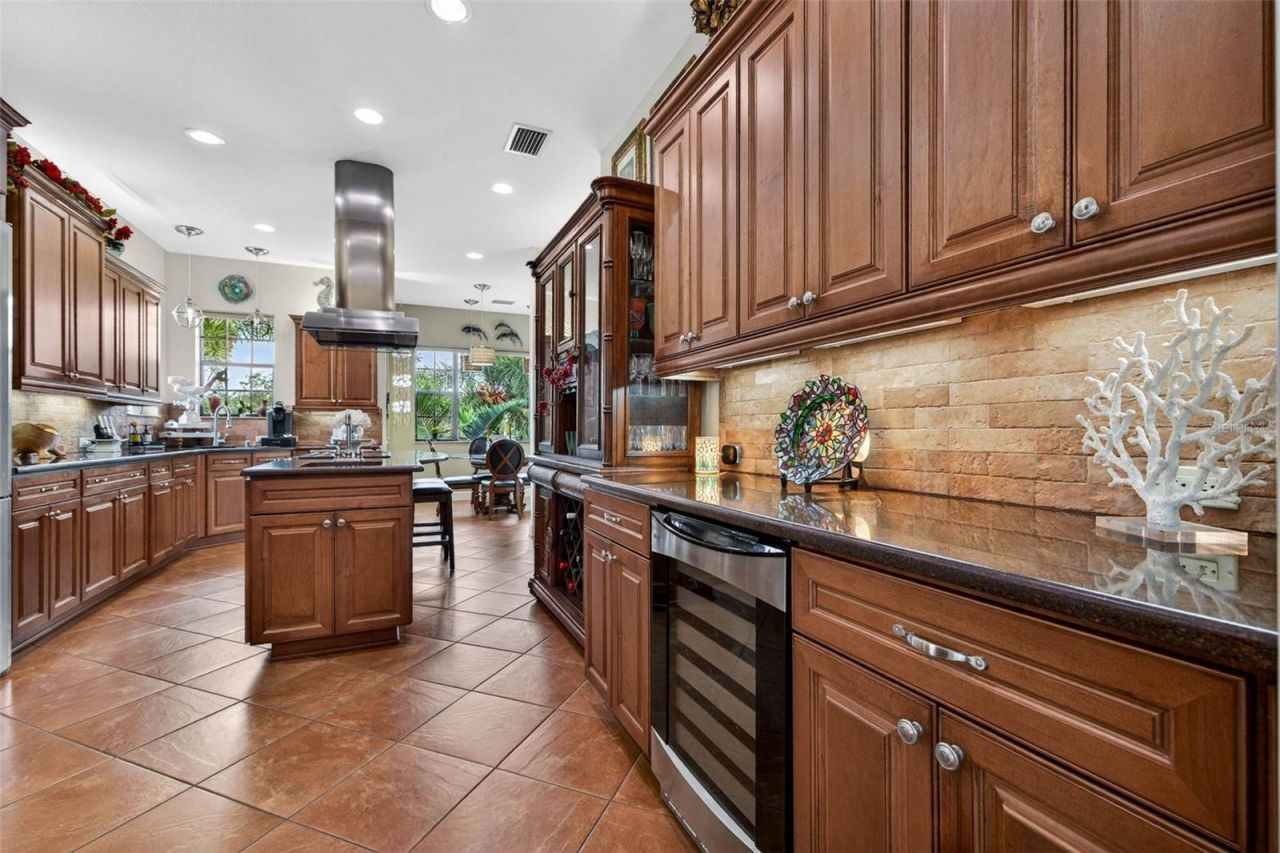 4401 38th Street S, Saint Petersburg, FL 33711 Photo