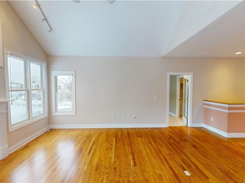 891 Stonewater Drive, Kent, OH 44240 Photo 4