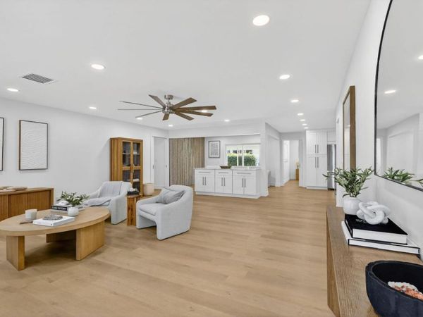 2206 SW 20th Way, Boynton Beach, FL 33426