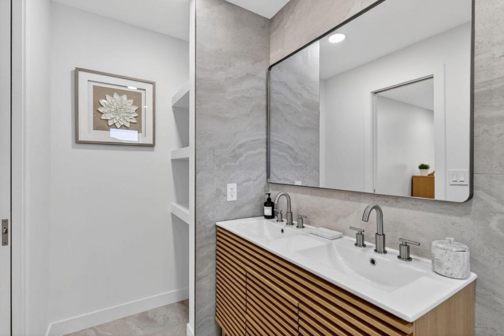 2206 SW 20th Way, Boynton Beach, FL 33426 Photo