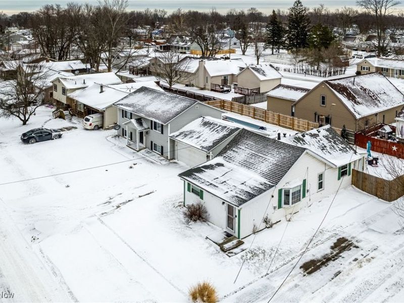 757 Dunny Avenue, Sheffield Lake, OH 44054 Photo 6