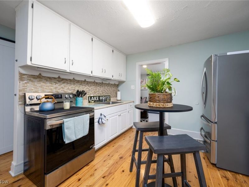 757 Dunny Avenue, Sheffield Lake, OH 44054 Photo 8