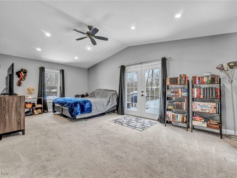 30 E Jay Street, Newton Falls, OH 44444 Photo 11