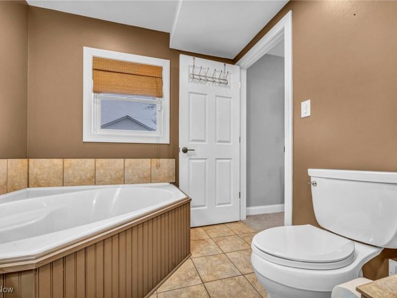 30 E Jay Street, Newton Falls, OH 44444 Photo 16