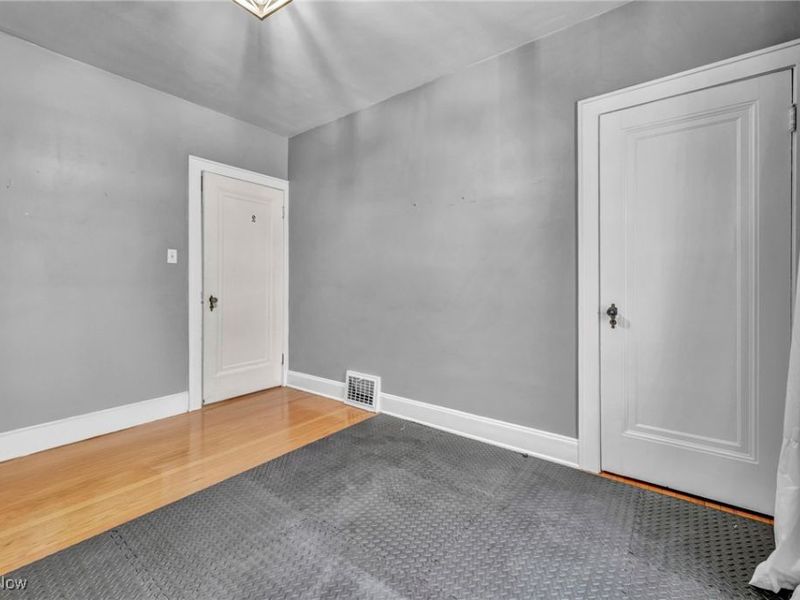 30 E Jay Street, Newton Falls, OH 44444 Photo 18