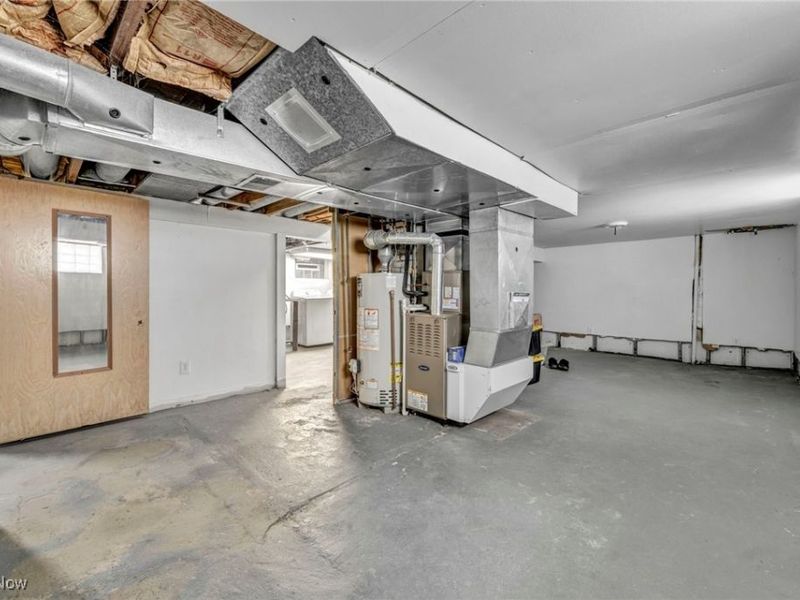 30 E Jay Street, Newton Falls, OH 44444 Photo 24