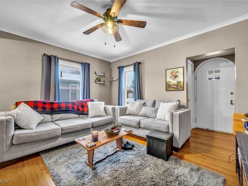 30 E Jay Street, Newton Falls, OH 44444 Photo 4