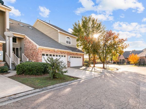 17 Charleston Circle, Brandon, MS 39047