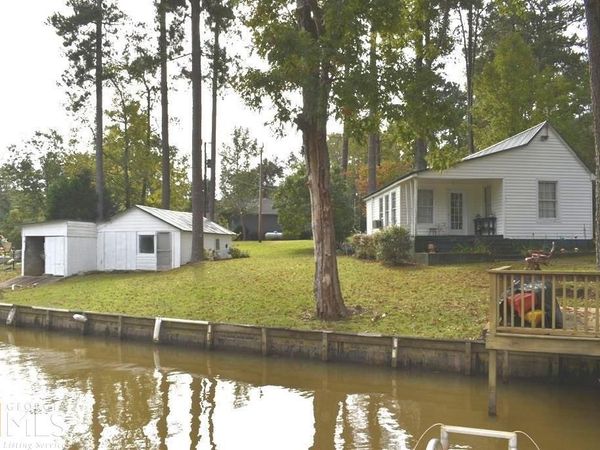 124 E Ward Road, Jackson, GA 30233