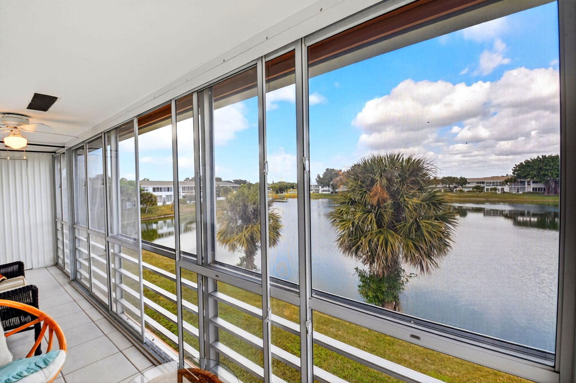 209 Somerset K, West Palm Beach, FL 33417 Photo