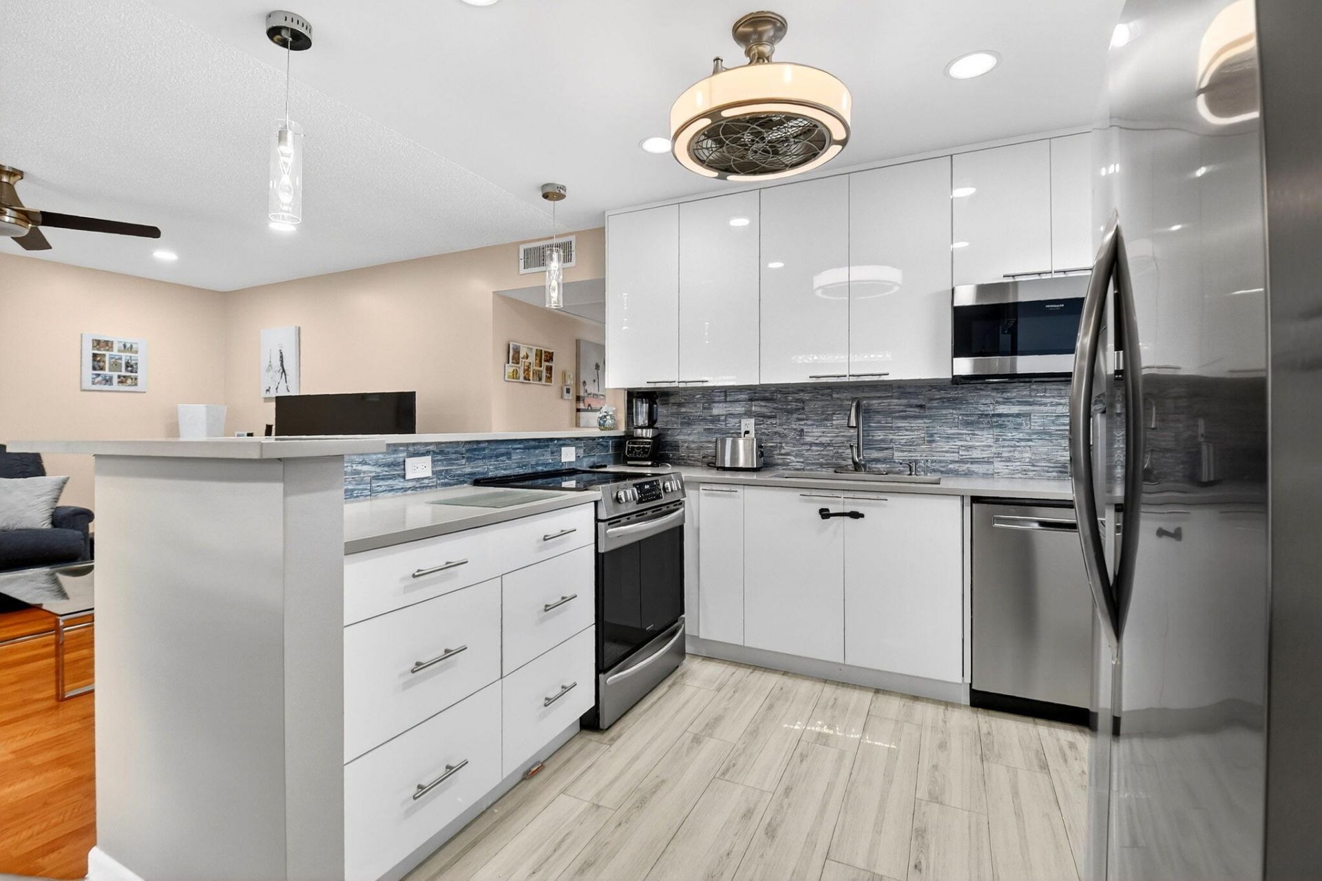 209 Somerset K, West Palm Beach, FL 33417 Photo