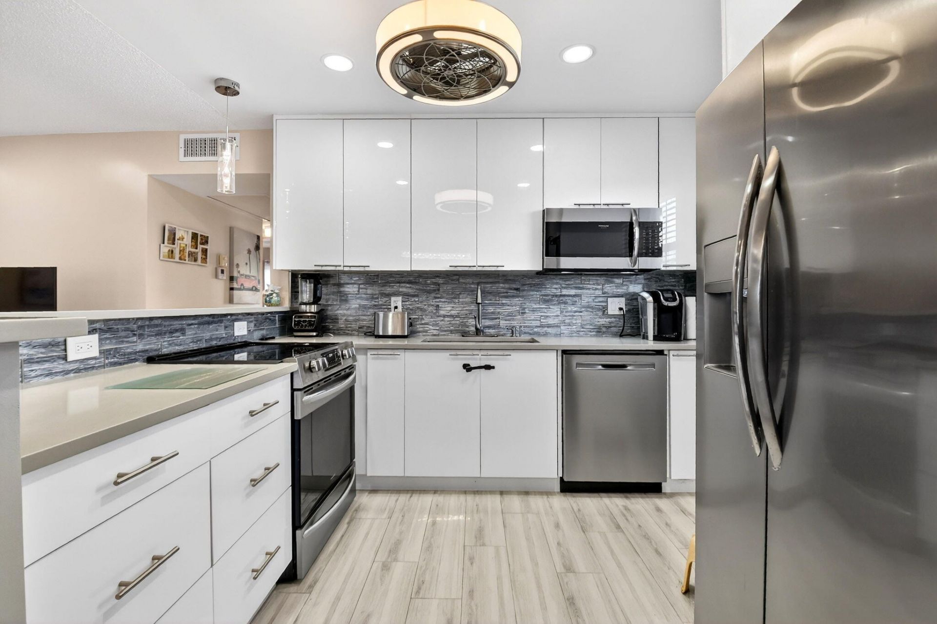 209 Somerset K, West Palm Beach, FL 33417 Photo