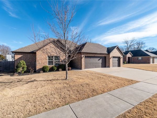 1796 S Harding Place, Fayetteville, AR 72701