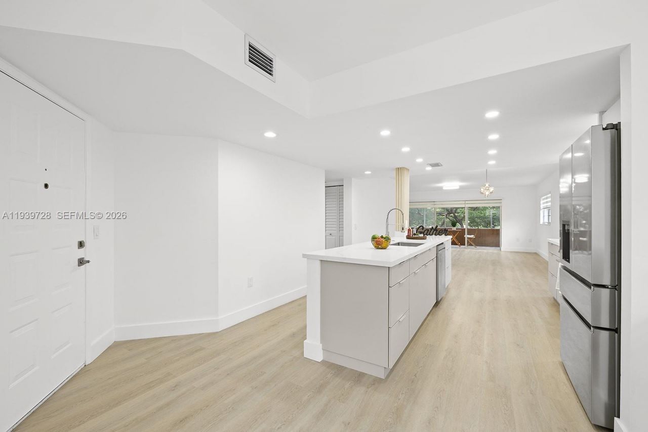 13105 SW 16th Ct, Unit 314L, Pembroke Pines, FL 33027 Photo