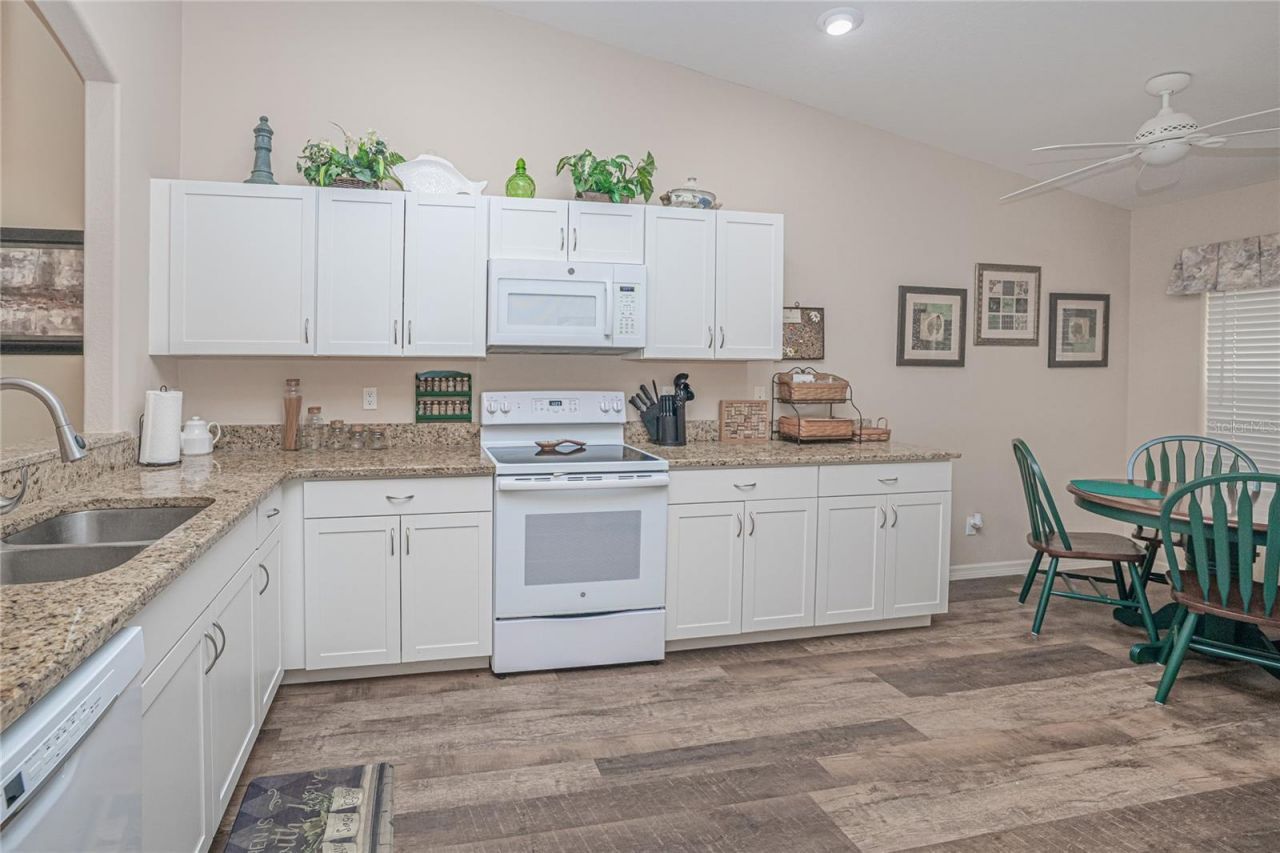 3799 Albacete Circle, Unit 65, Punta Gorda, FL 33950 Photo